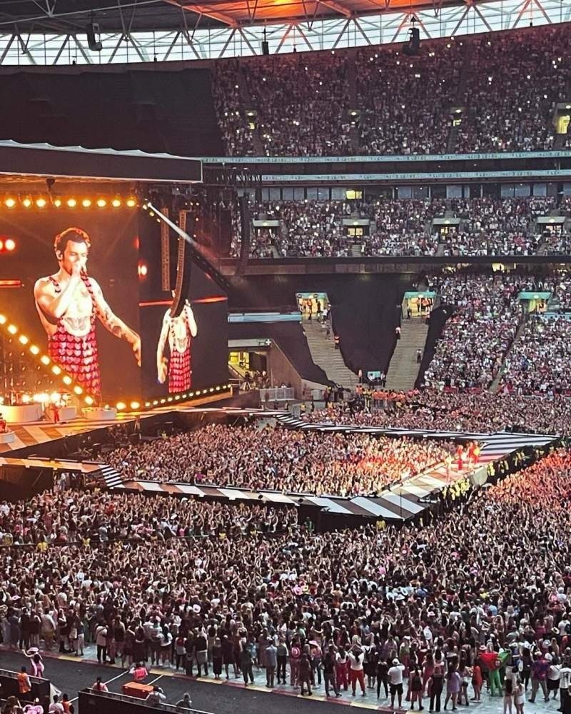 Harry in Milan